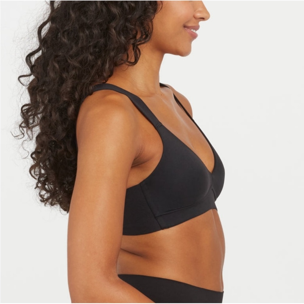 Spanx wireless bra black NWT medium - Picture 3 of 13